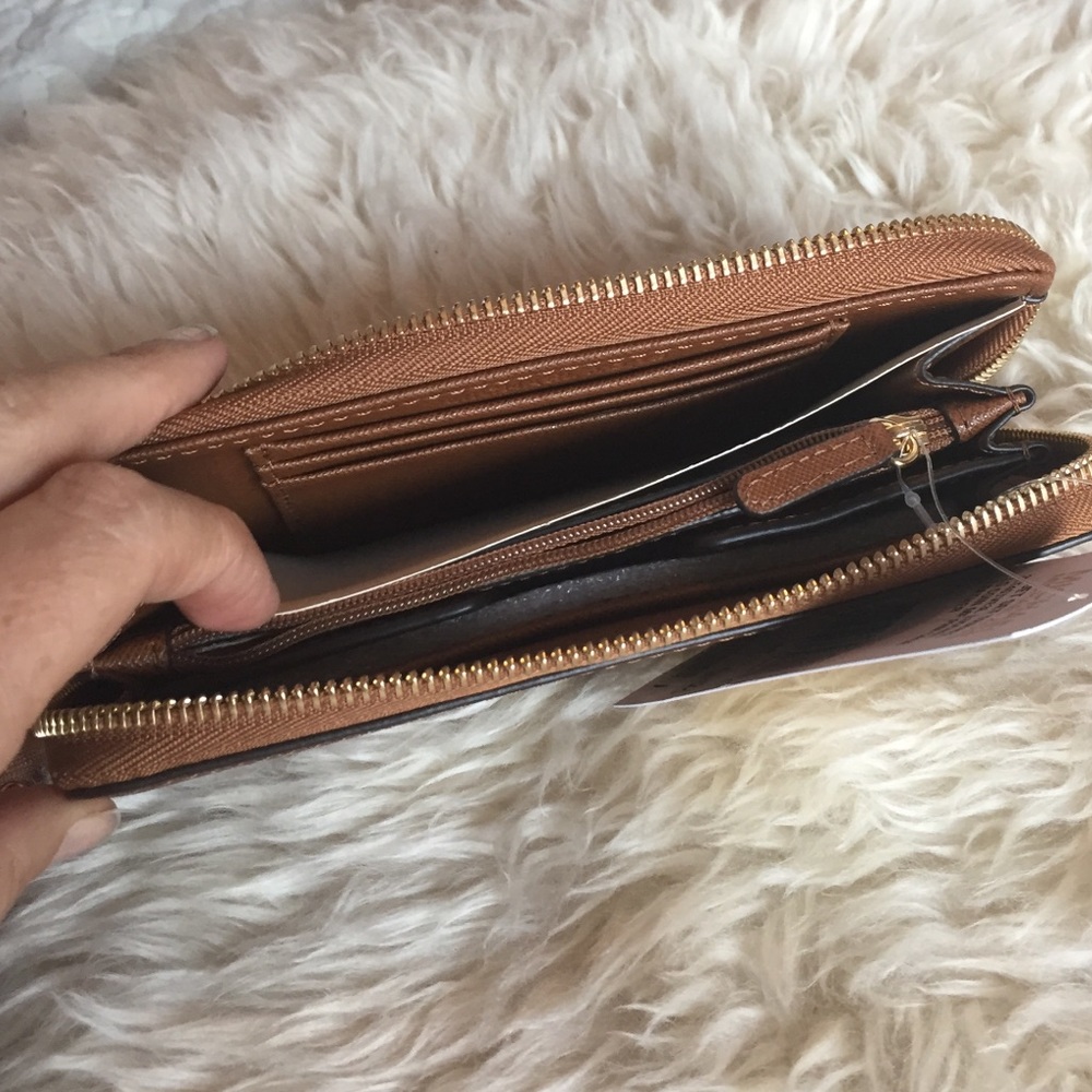 BNWT Michael Kors Multi Fuction Wallet Phone Case - Picture 3 of 7